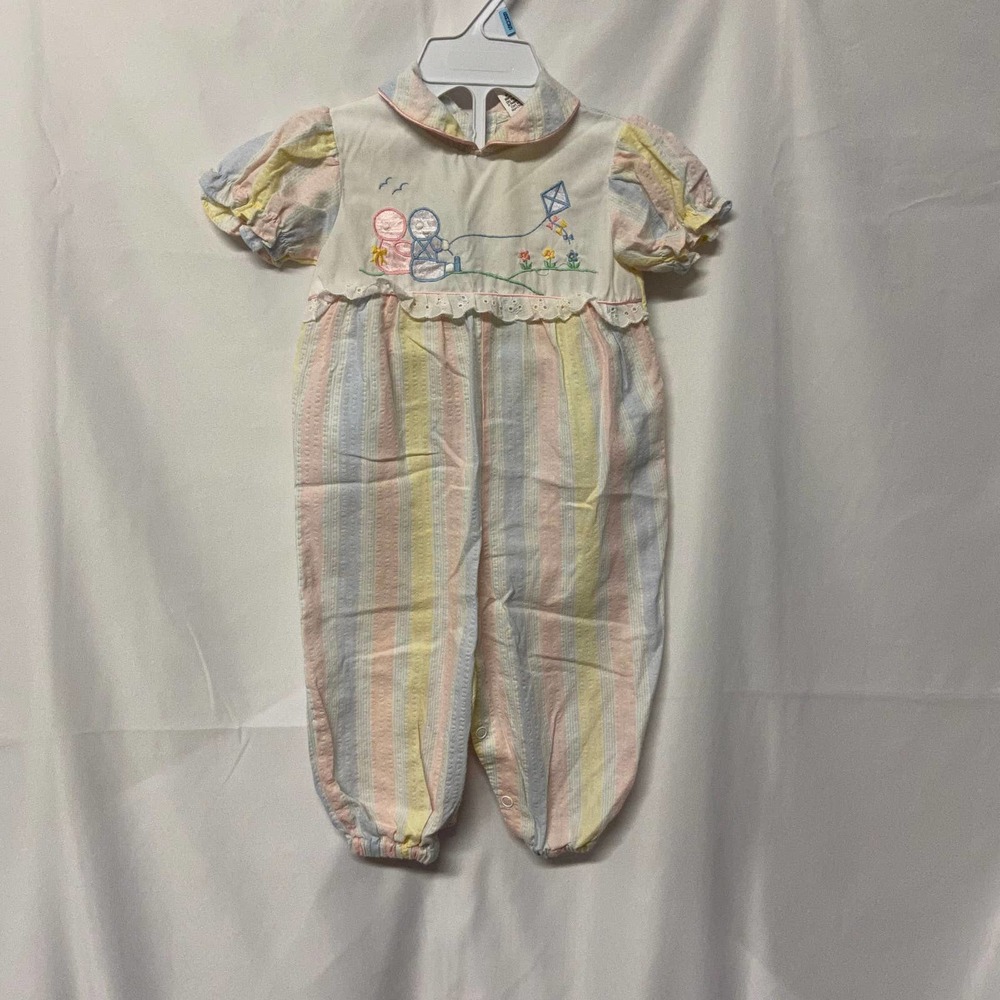 Baby Togs Romper Vintage 3-9 months Embroidery Flying Kites